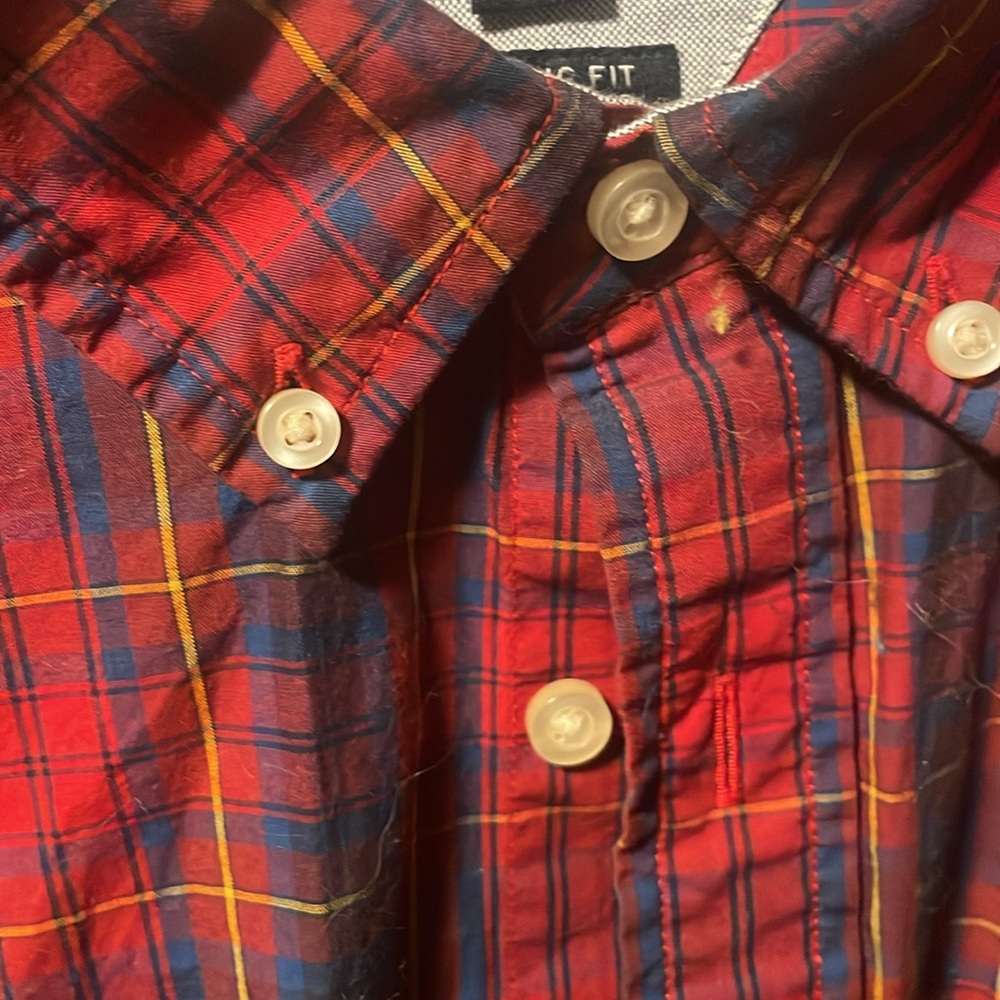 Tommy button down - Picture 3 of 3